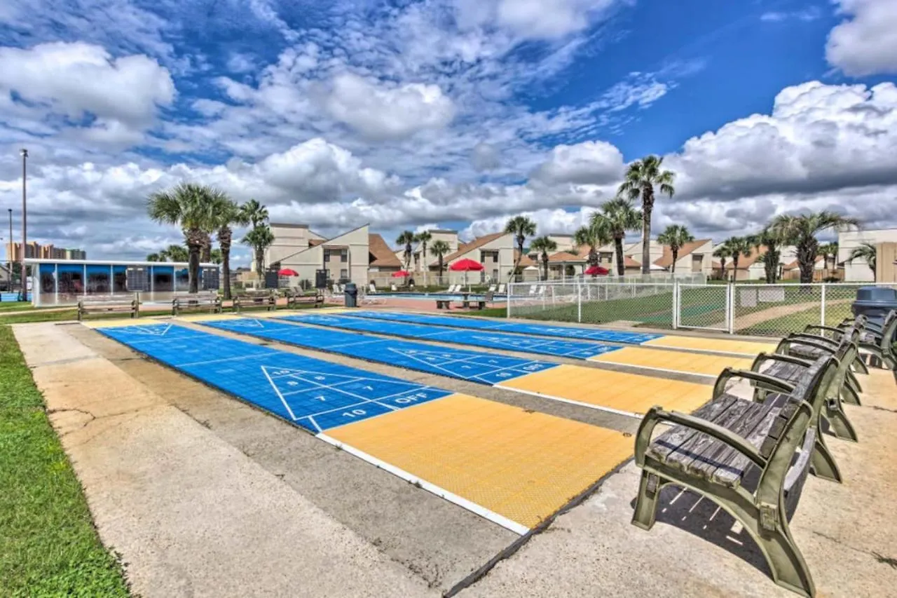 Cozy Beach Condo Panama City Beach Holiday home