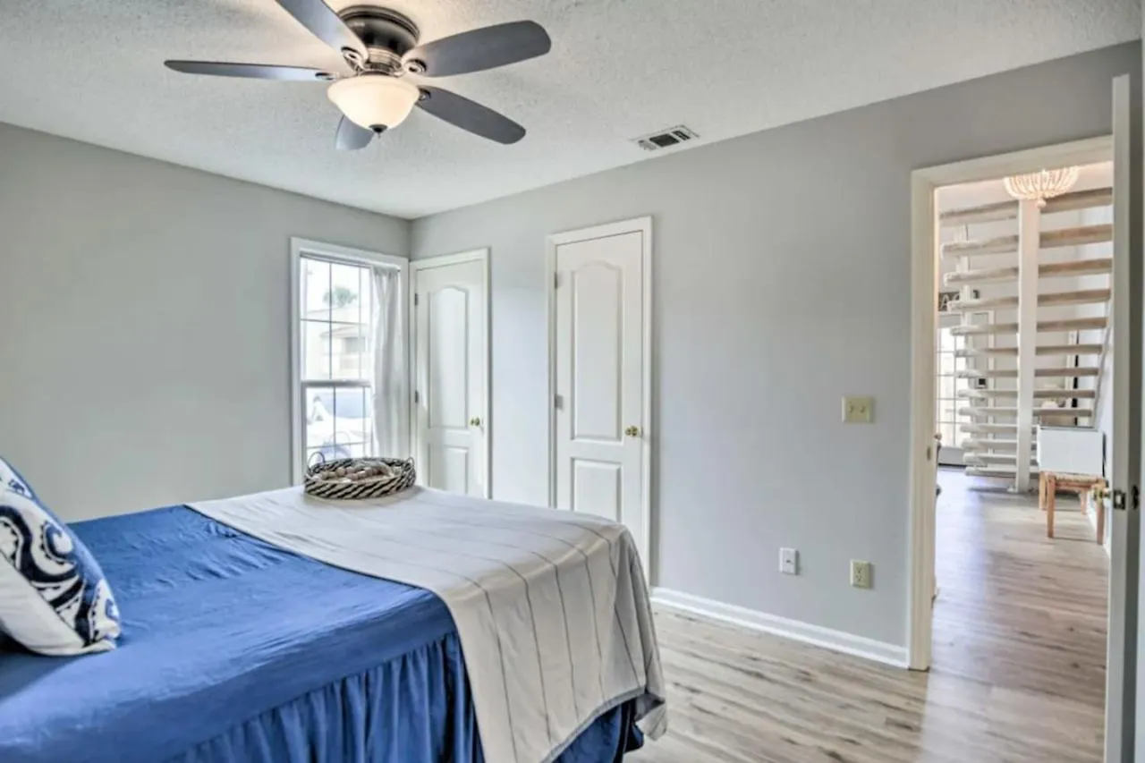 Cozy Beach Condo Panama City Beach