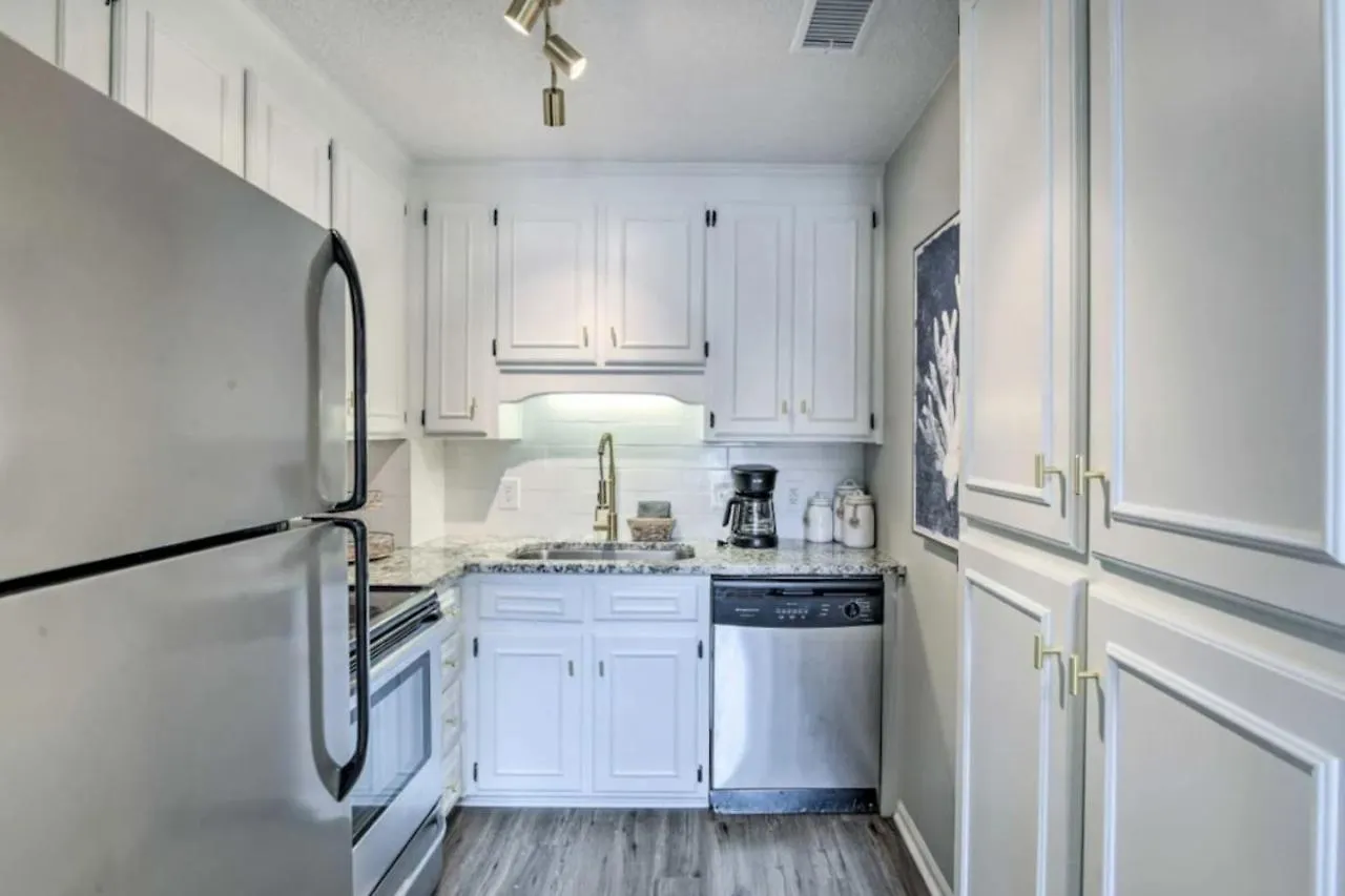 Cozy Beach Condo Panama City Beach